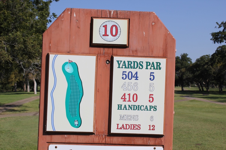 Hole 10 Sign
